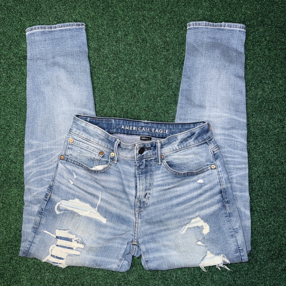American Eagle Athletic Fit Light Wash Distressed Jeans Men's Size 28x30 W46